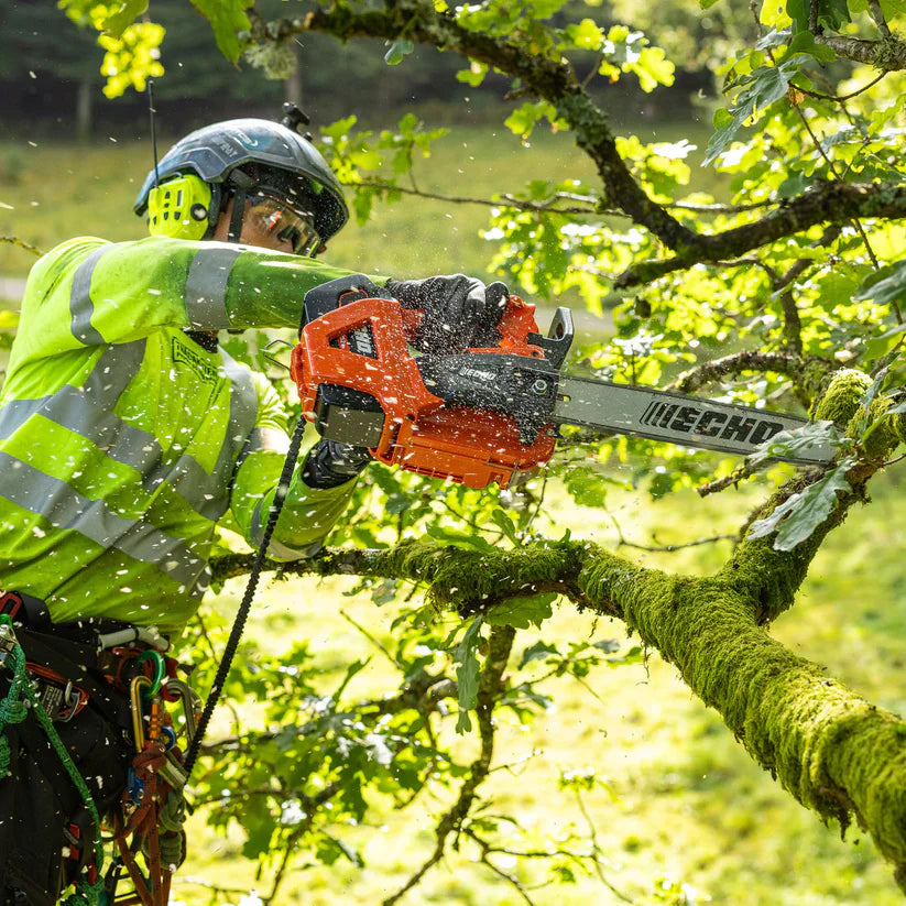 ECHO DCS-3500T Battery Chainsaw - Machine only. - Chainsaw