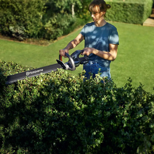 Husqvarna Aspire™ Hedge Trimmer H50-P4A - With battery and charger - Skyland Equipment Ltd