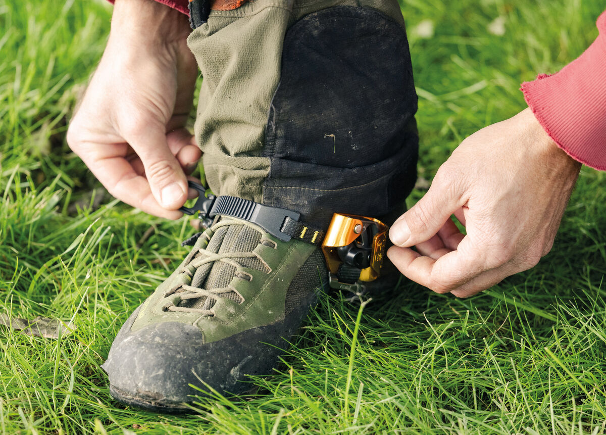 Petzl Pantin Click Foot Ascender - Climbing Hardware
