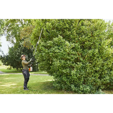 Stihl HLA 135 Long Reach Cordless Hedge Trimmer- Machine Only - Skyland Equipment Ltd
