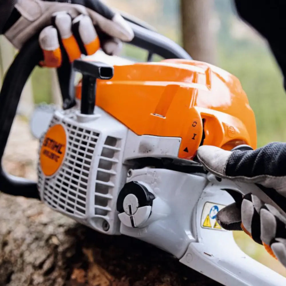Stihl MS 261 C-M Chainsaw - Machinery
